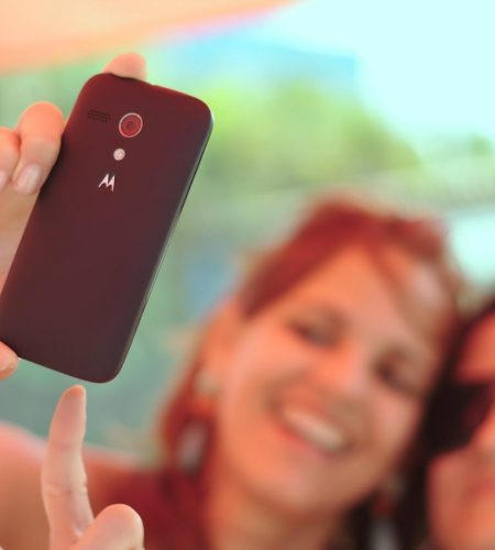 selfie, smartphone, cellphone-465563.jpg